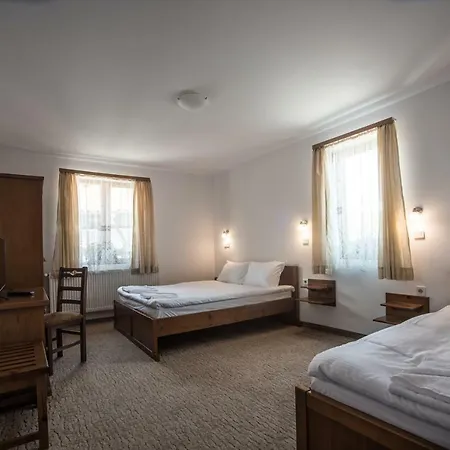 Todeva House And Tavern Hotel
