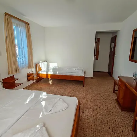 Hotel Todeva House And Tavern 3*