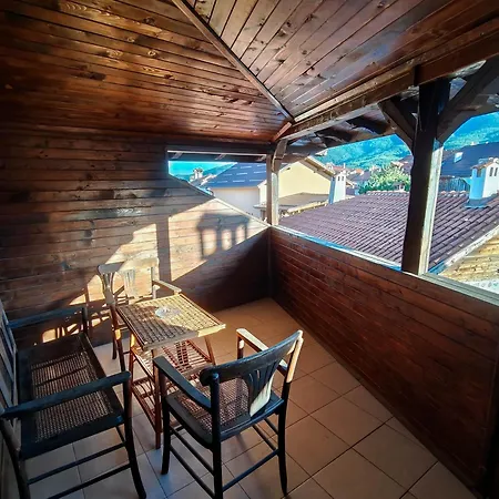 Hotel Todeva House And Tavern