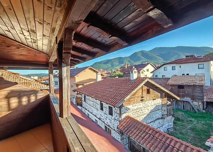 Hotel Todeva House And Tavern