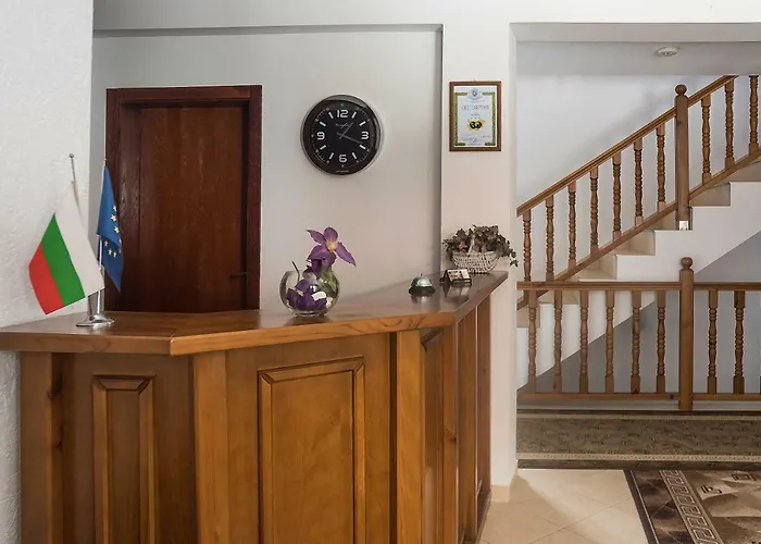 Hotel Todeva House And Tavern